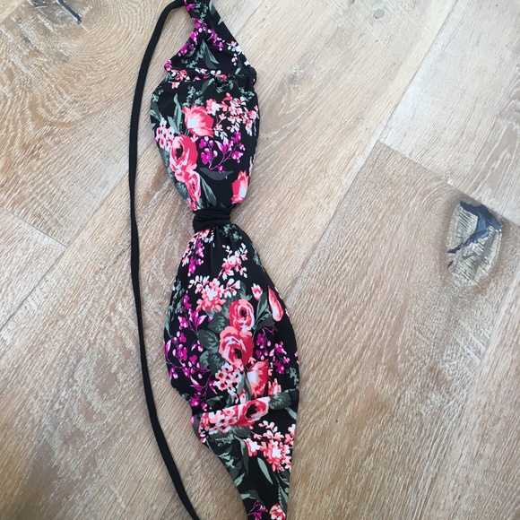 strapless bikini top - Picture 3 of 3